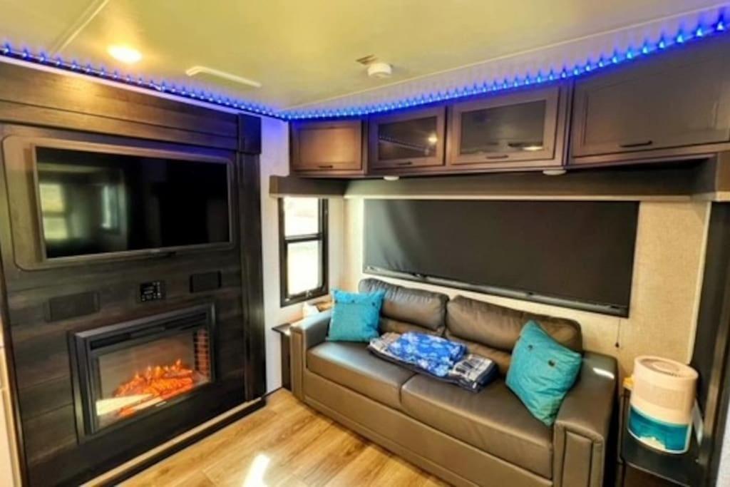 Luxury Glamping Near Idaho Event Center In * Nampa