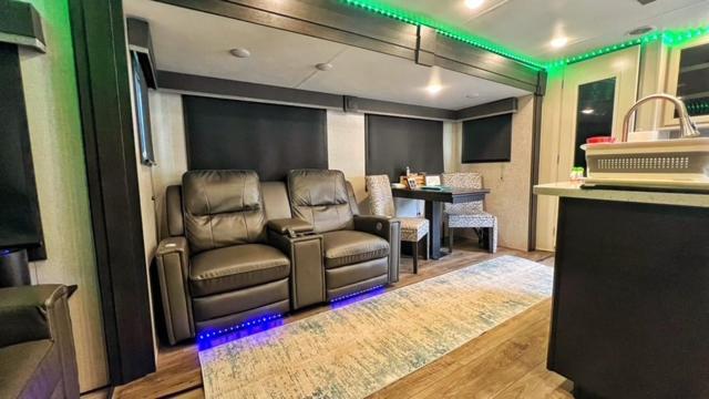 Luxury Glamping Near Idaho Event Center In